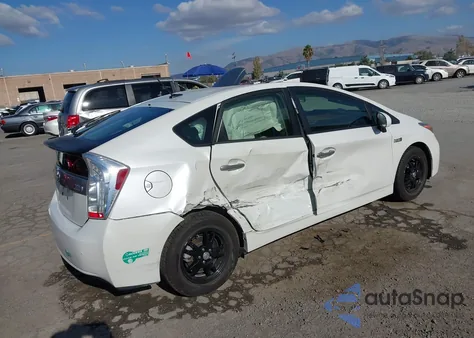 2014 Toyota Prius Plug-In from USA, damaged, VIN JTDKN3DP1E3057557